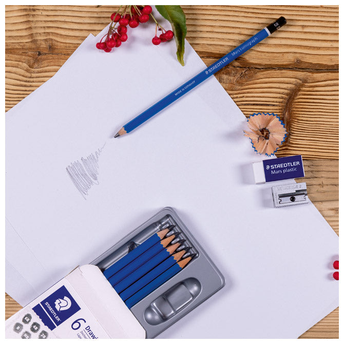 SET MARS LUMOGRAPH OLOVKAX6 PLUS GUMICA PLUS ŠILJILO DESIGN JOURNEY STAEDTLER 61 100 C6 BLISTER