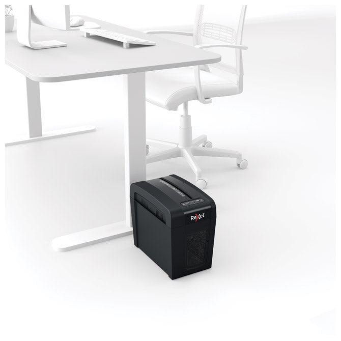 UNIŠTAVAČ DOKUMENTACIJE   6 LISTOVA CROSSCUT SECURE X6-SLIM REXEL 2020125EU