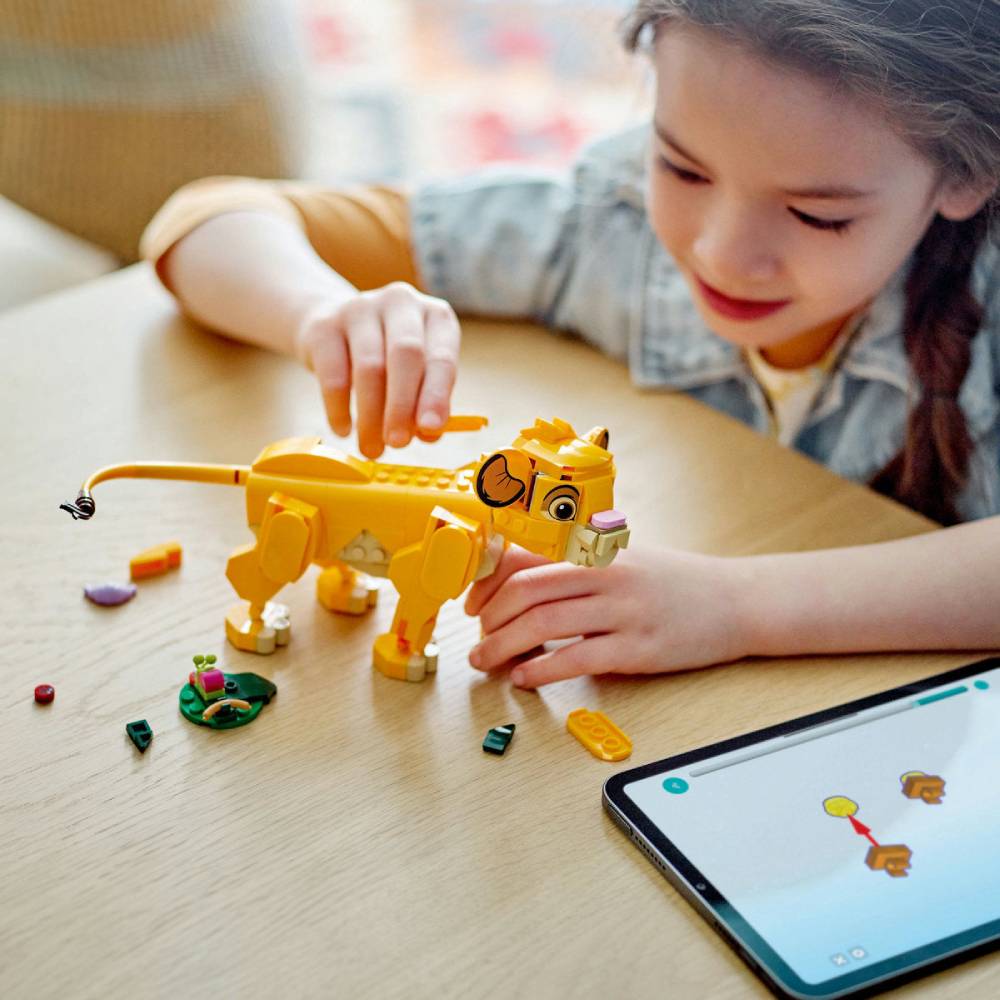 LEGO Disney Classic 43243 Simba, mali kralj lavova
