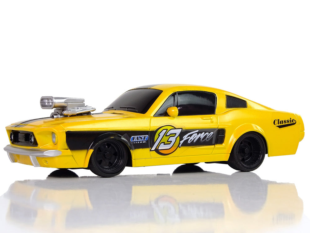 Auto na daljinsko upravljanje Classic 1:20 - žuti