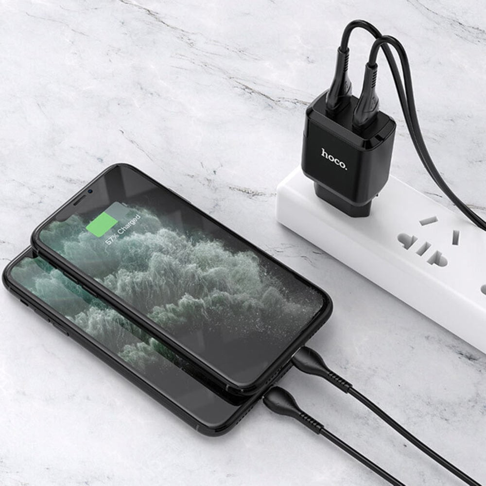 Hoco - Stenski polnilec Charmer (N6) - 2xUSB-A, Q.C 3.0, 18W, 3.0A - črn