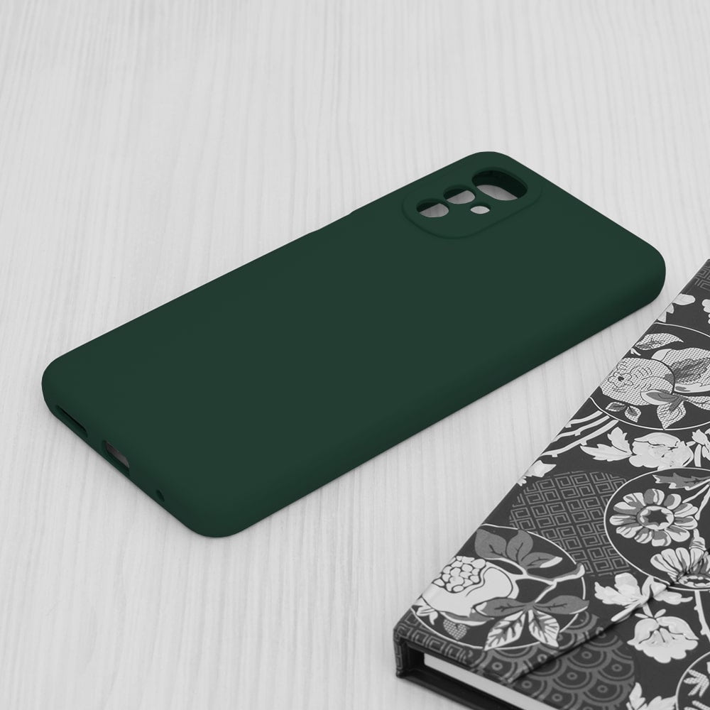 Techsuit Soft Edge Silicone ovitek za Motorola Moto G22 temno zelen