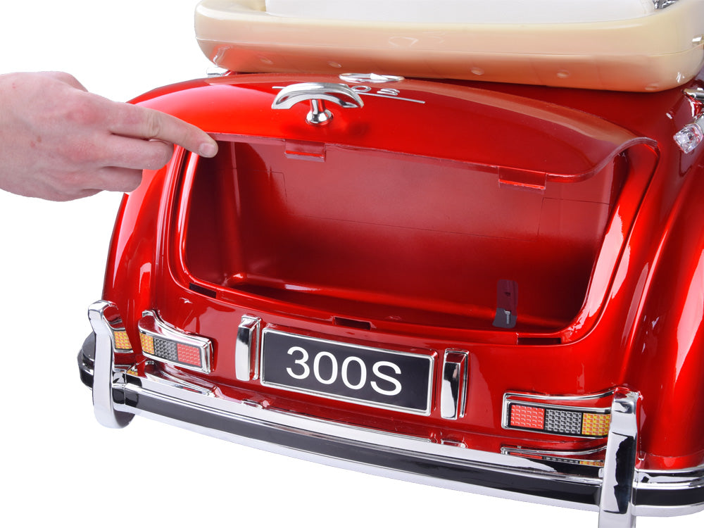 Mercedes-Benz 300s AKU red