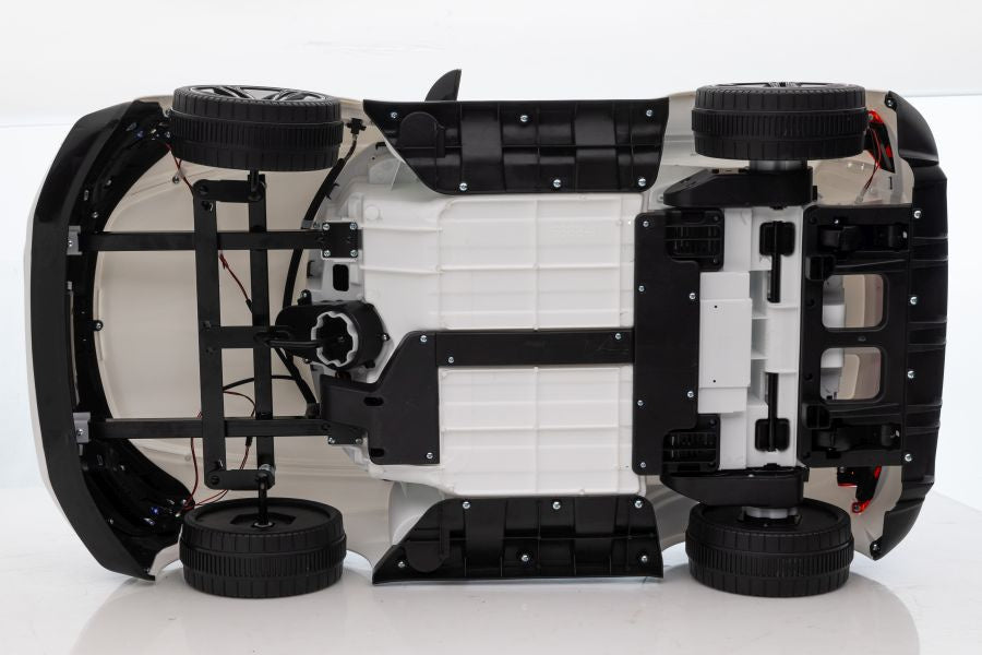 Licencirani auto na akumulator Audi E-Tron GT 4 x 4- bijeli