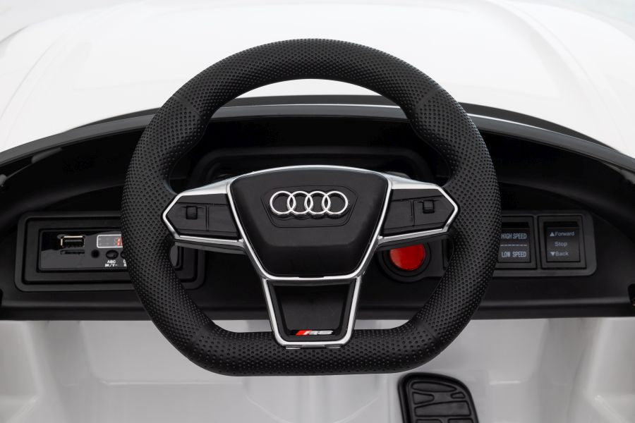Licencirani auto na akumulator Audi E-Tron GT 4 x 4- bijeli