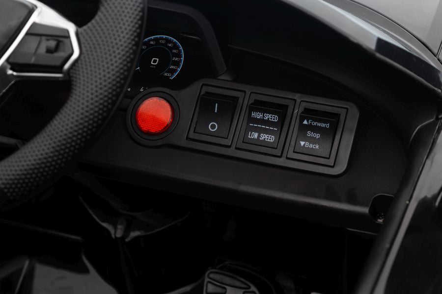 Licencirani auto na akumulator Audi E-Tron GT 4x4 - crni