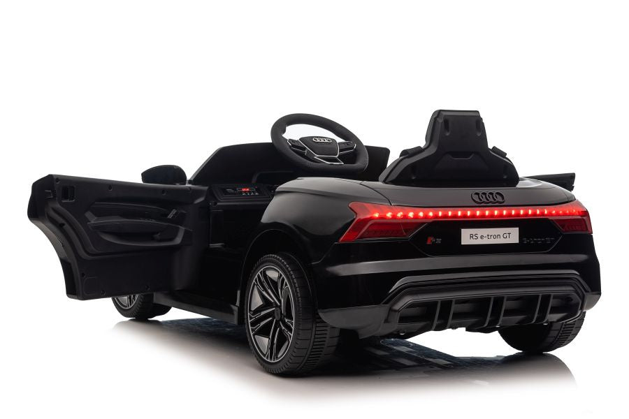 Licencirani auto na akumulator Audi E-Tron GT 4x4 - crni
