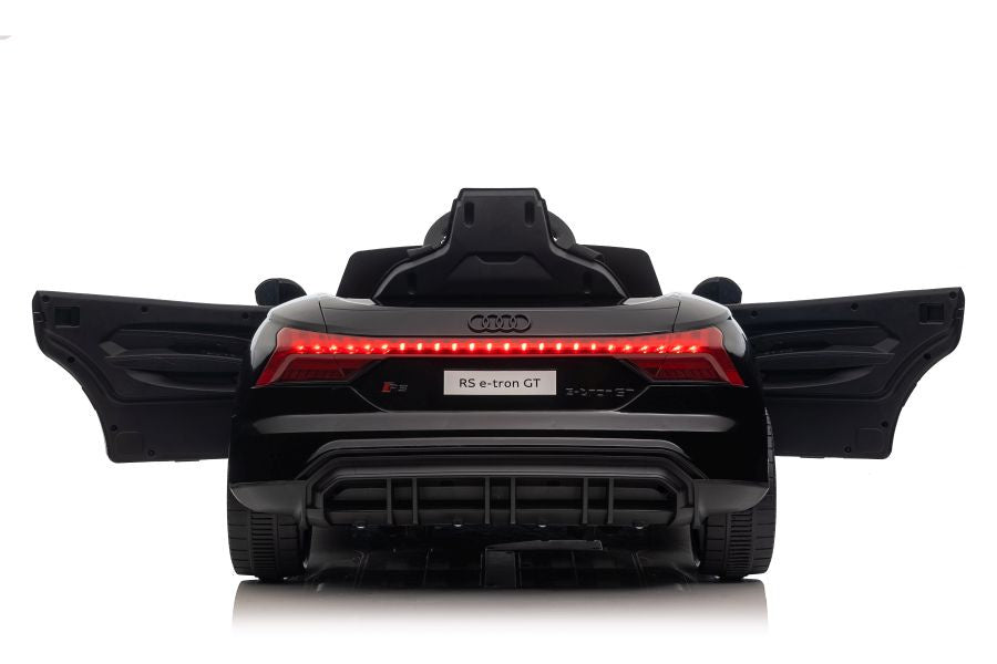 Licencirani auto na akumulator Audi E-Tron GT 4x4 - crni