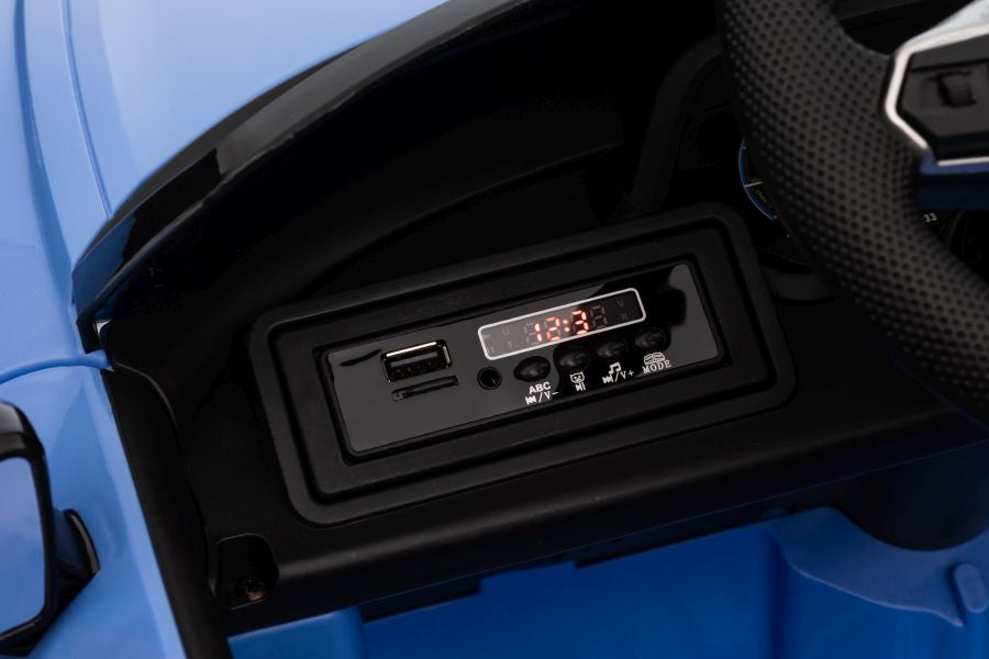 Licencirani auto na akumulator Audi E-Tron GT 4x4 - plavi
