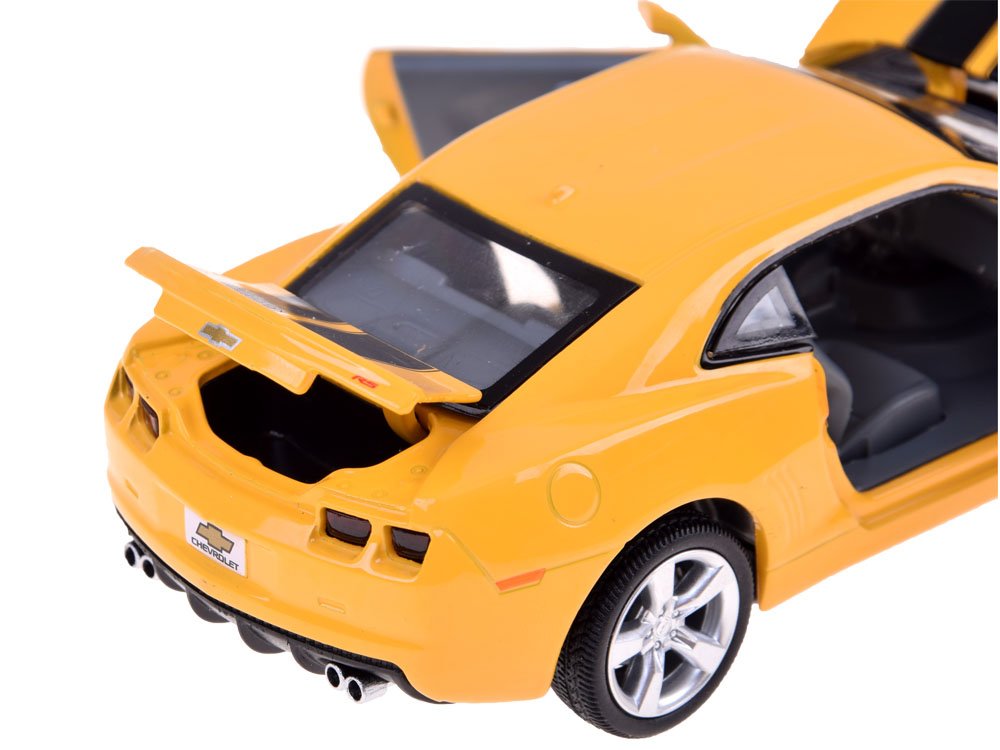 Metalni autić Chevrolet Camaro SS (1:32)