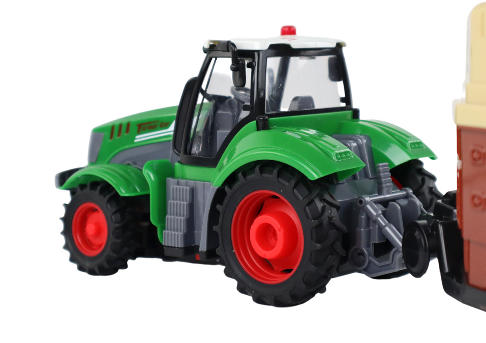 Traktor s prikolicom za životinje na daljinsko upravljanje 1:24 - zeleno/smeđi