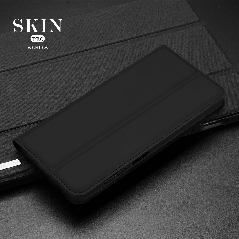 Dux Ducis – Skin Pro preklopna torbica za Motorola Moto E22 / Moto E22i - črna