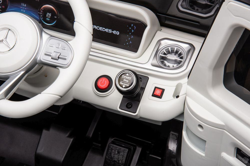 Licencirani auto na akumulator EQG J2088 4x4 - crni