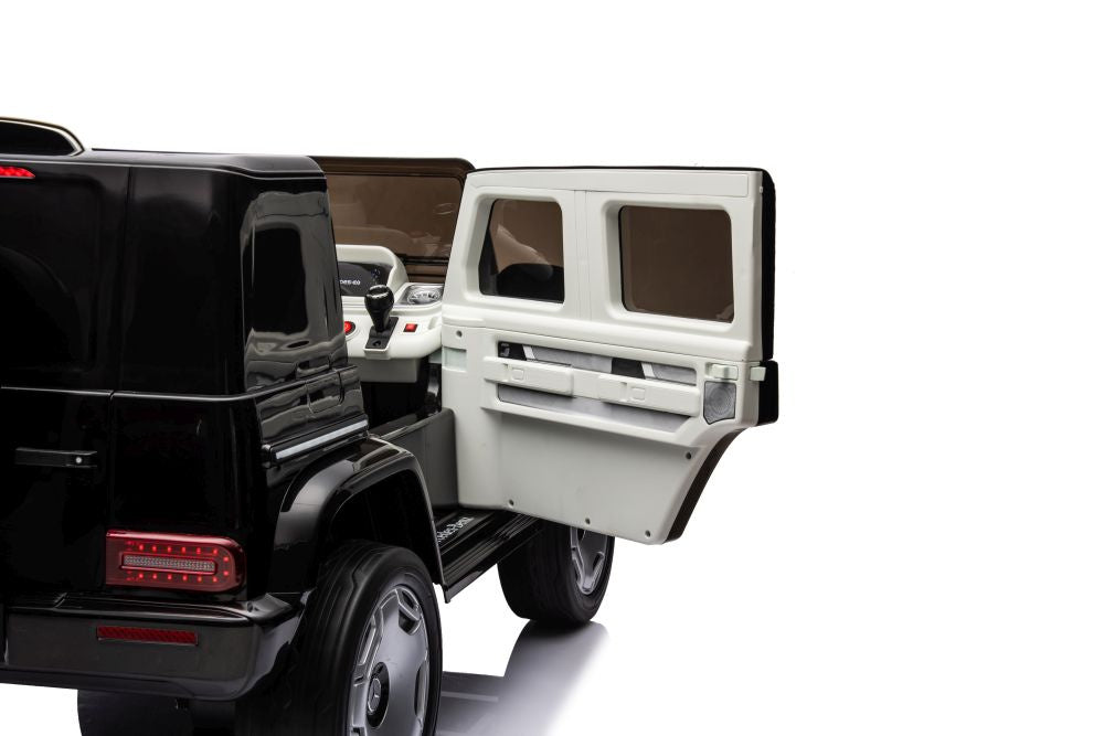 Licencirani auto na akumulator EQG J2088 4x4 - crni