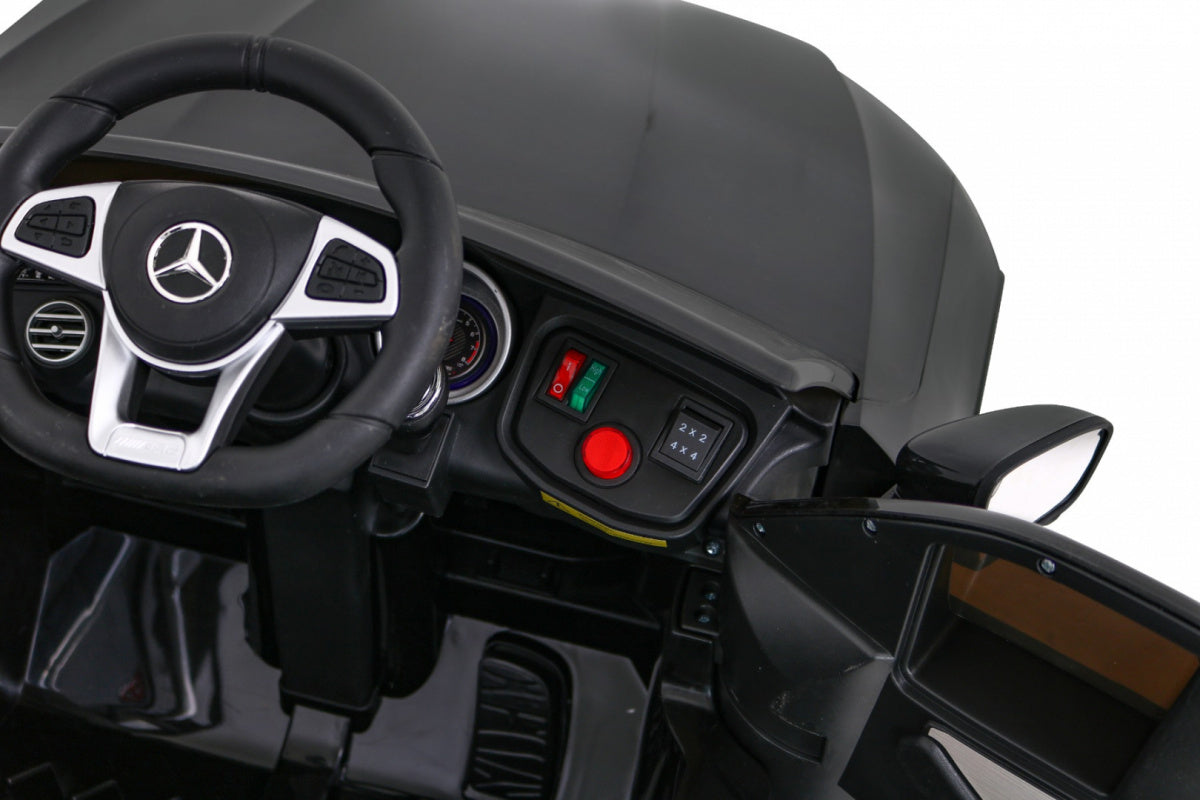 Licencirani auto na akumultor Mercedes Benz GLC63S 4x4 - crni