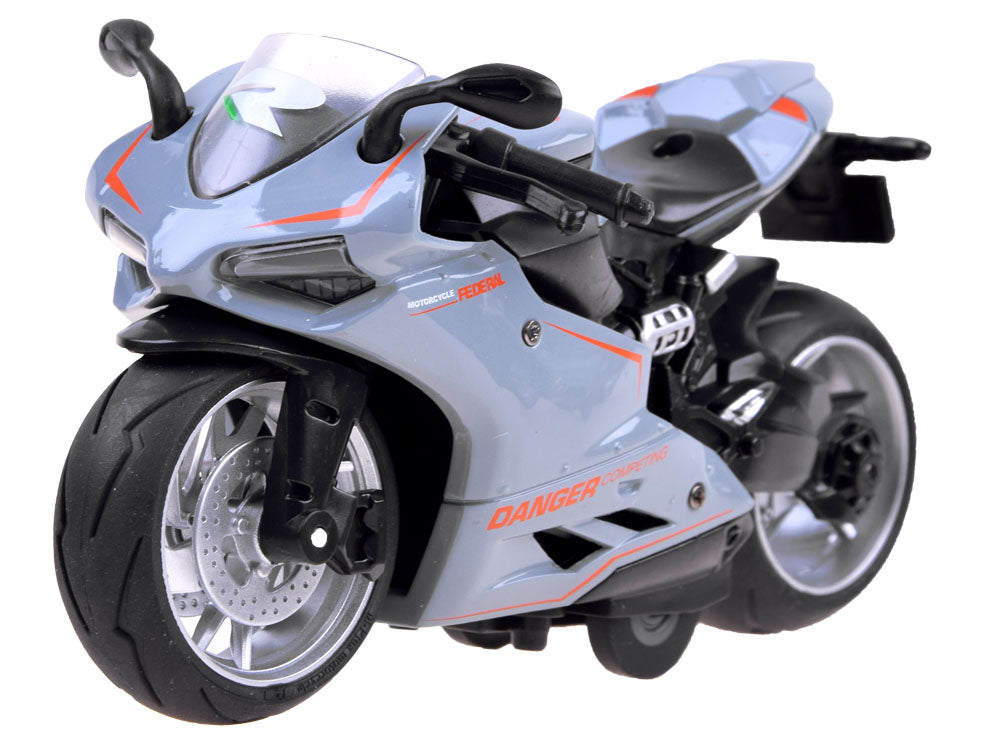 Maketa motocikla na potez – Model B