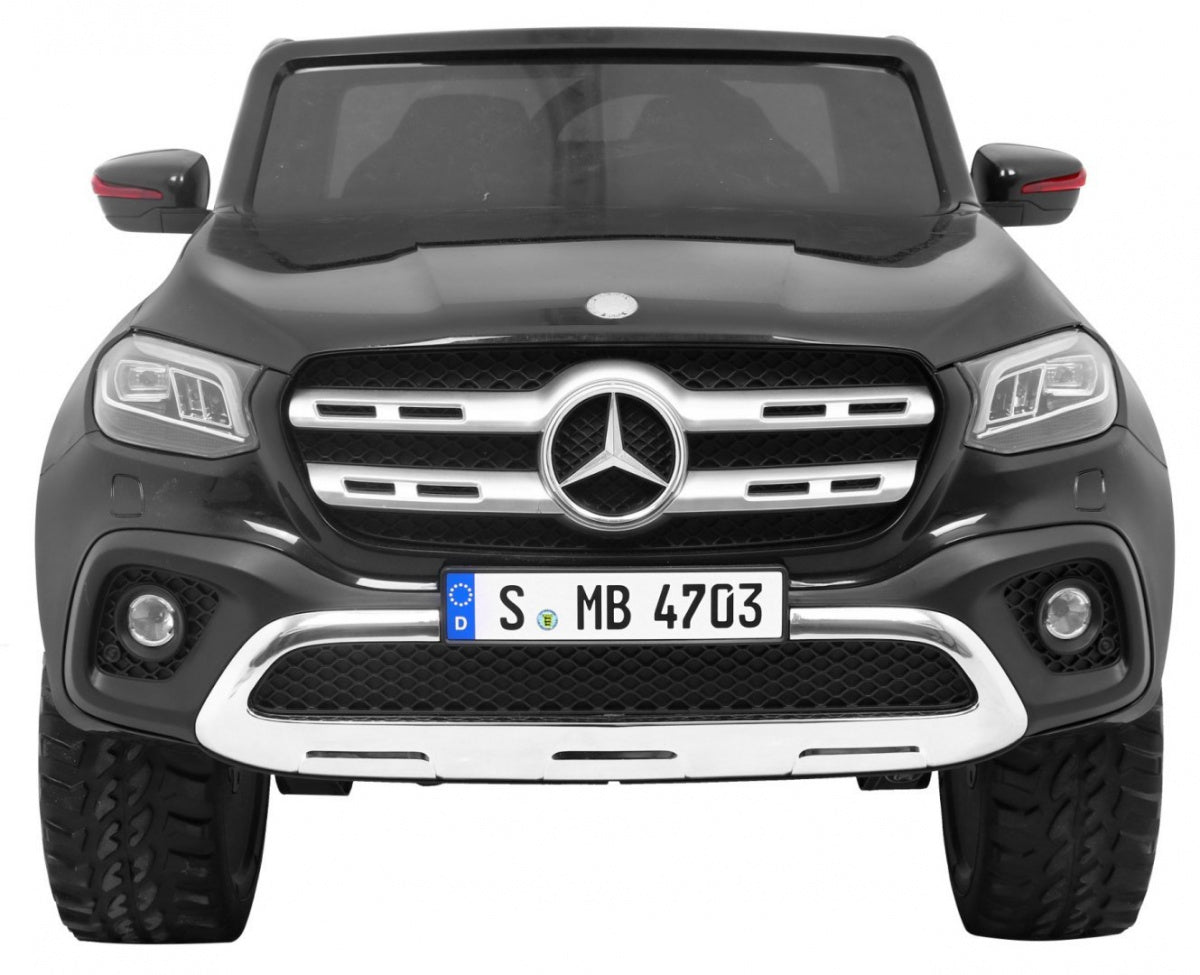 Licencirani auto na akumulator Mercedes Benz X-Class - crni