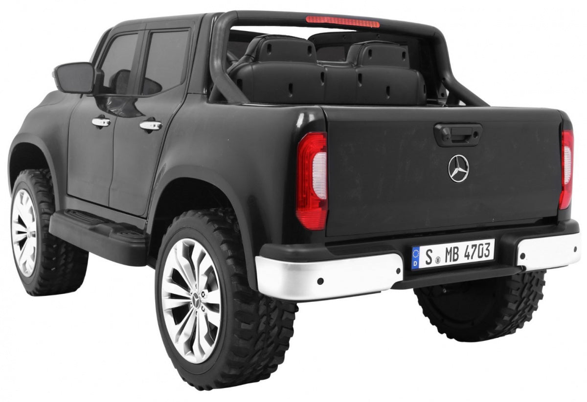Licencirani auto na akumulator Mercedes Benz X-Class - crni