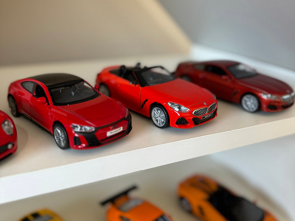 Metalni AUDI RS e-tron GT (1:36)