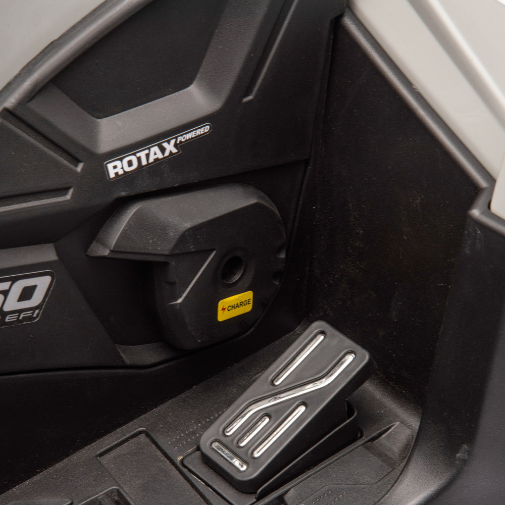 Quad na akumulator Can Am Outlander 4x4 DK-CA005 - dvosjed - sivi