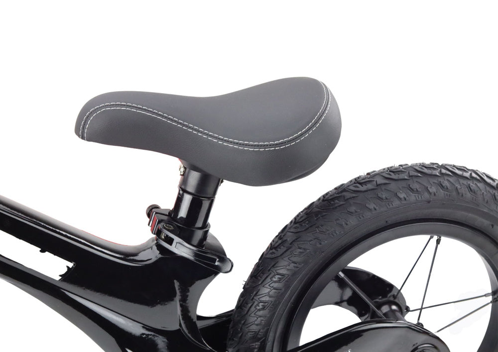 Bicikl bez pedala MAGNEZIO s laganom konstrukcijom - crni
