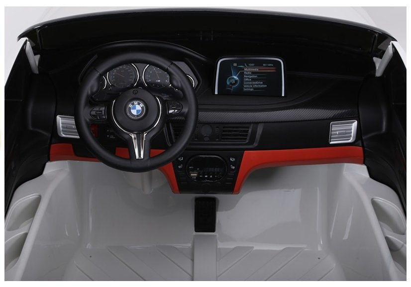 Licencirani auto na akumulator BMW X6M – dvosjed – bijeli