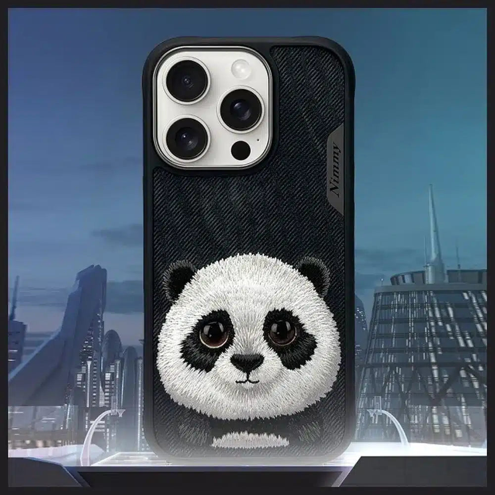 NIMMY BIG EYED PET 2.0 ovitek z motivom pande za iPhone 16 Pro Max črn