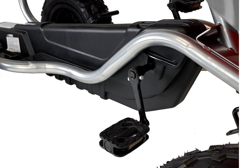 Gokart na pedale B012 - gume na pumpanje - crni