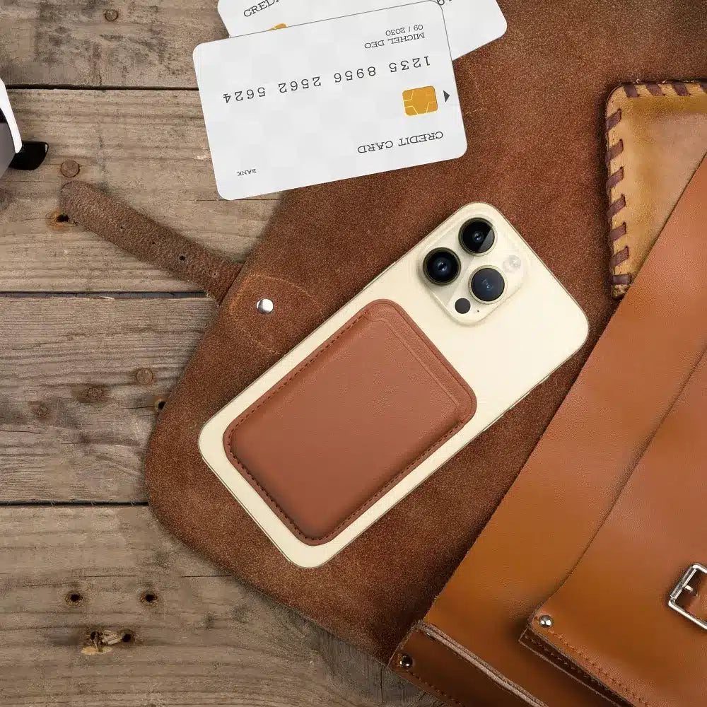 Usnjena magnetna denarnica Mag Wallet, rjava