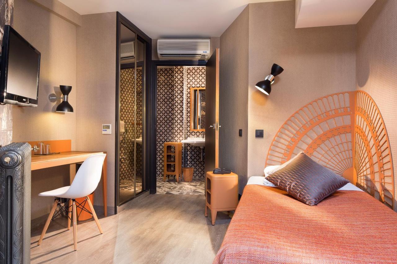 Pariz, 2 ali 3 nočitve za 2 osebi z zajtrkom - Hotel Espace Champerret***