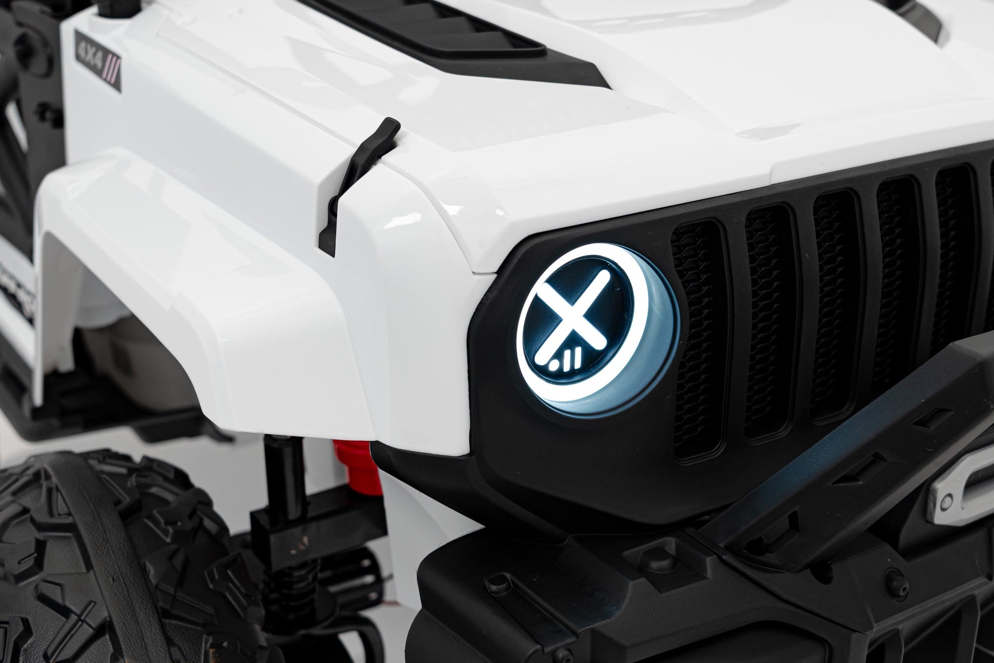 Auto na akumulator OFF-ROAD 3.0 4x4 - bijeli