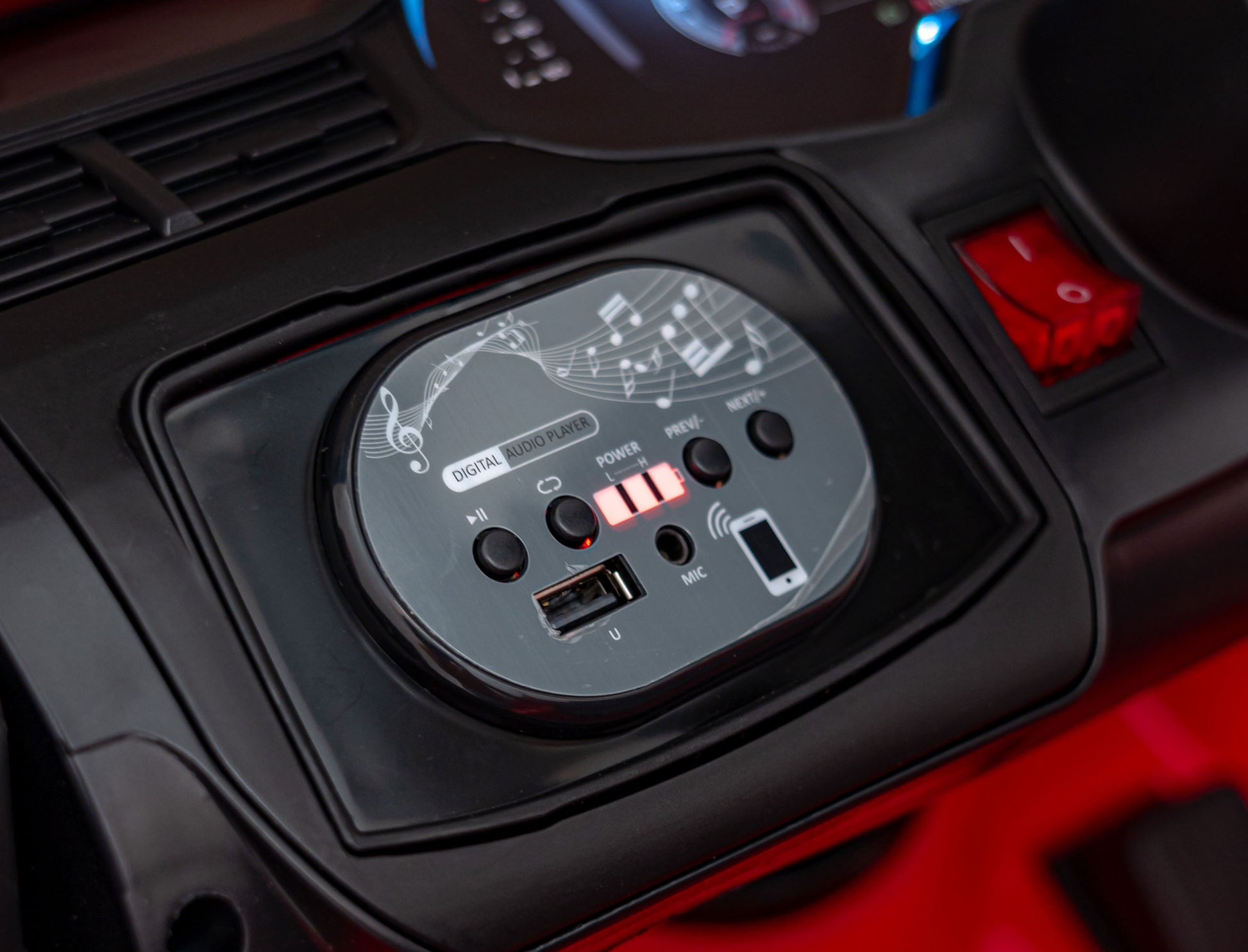Licencirani auto na akumulator Audi Q7 NEW LIFT - crveni