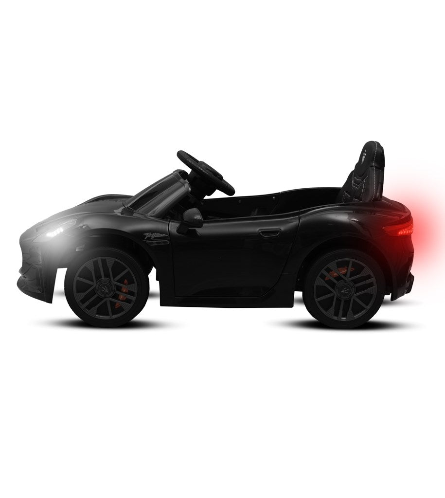 Maserati GranTurismo AKU black