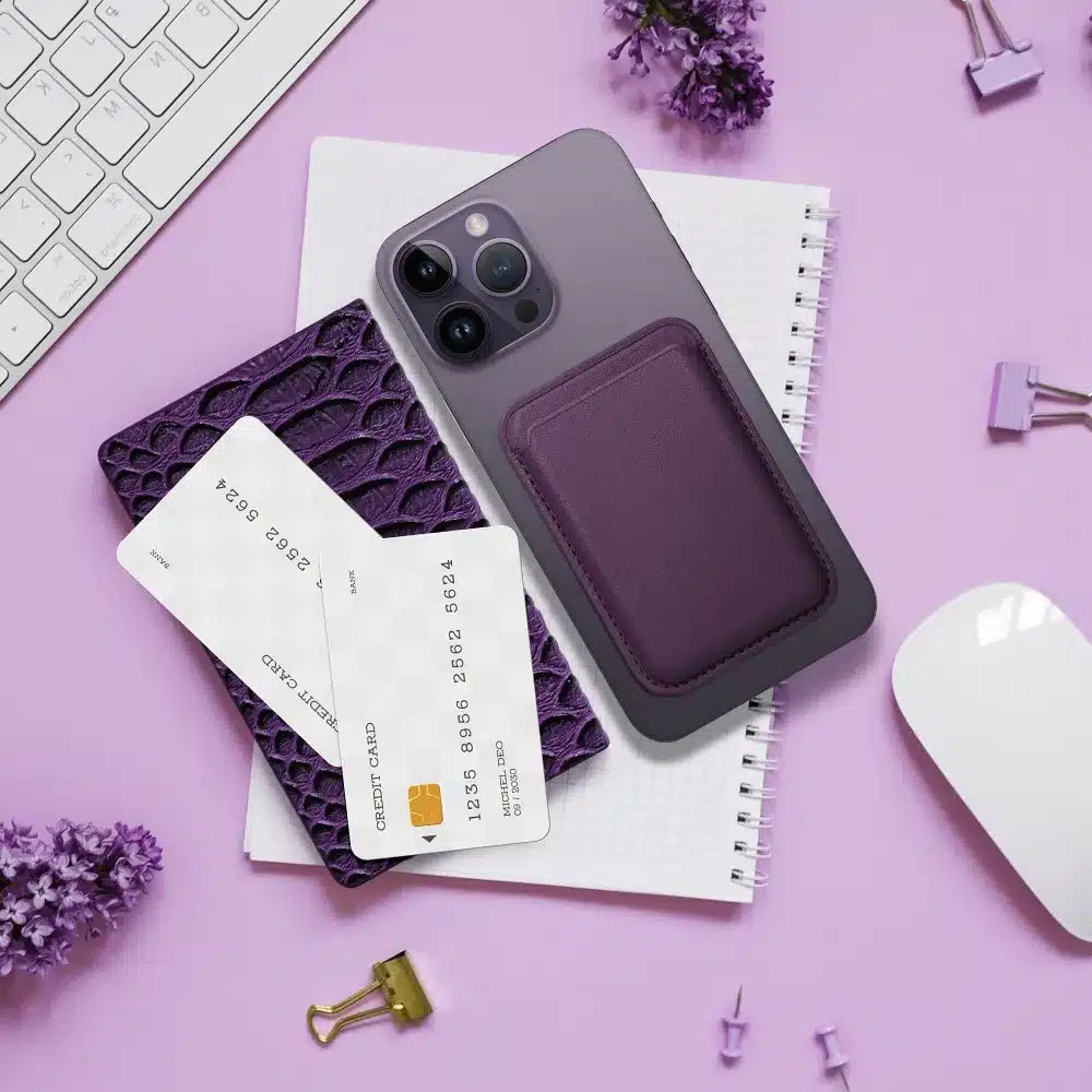 Usnjena magnetna denarnica Mag Wallet lila barve