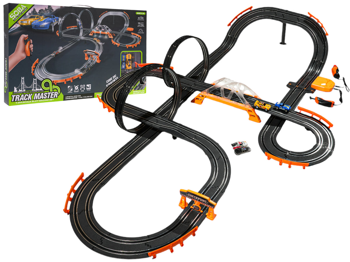 Vlak na baterije TRACK MASTER Race + rekviziti