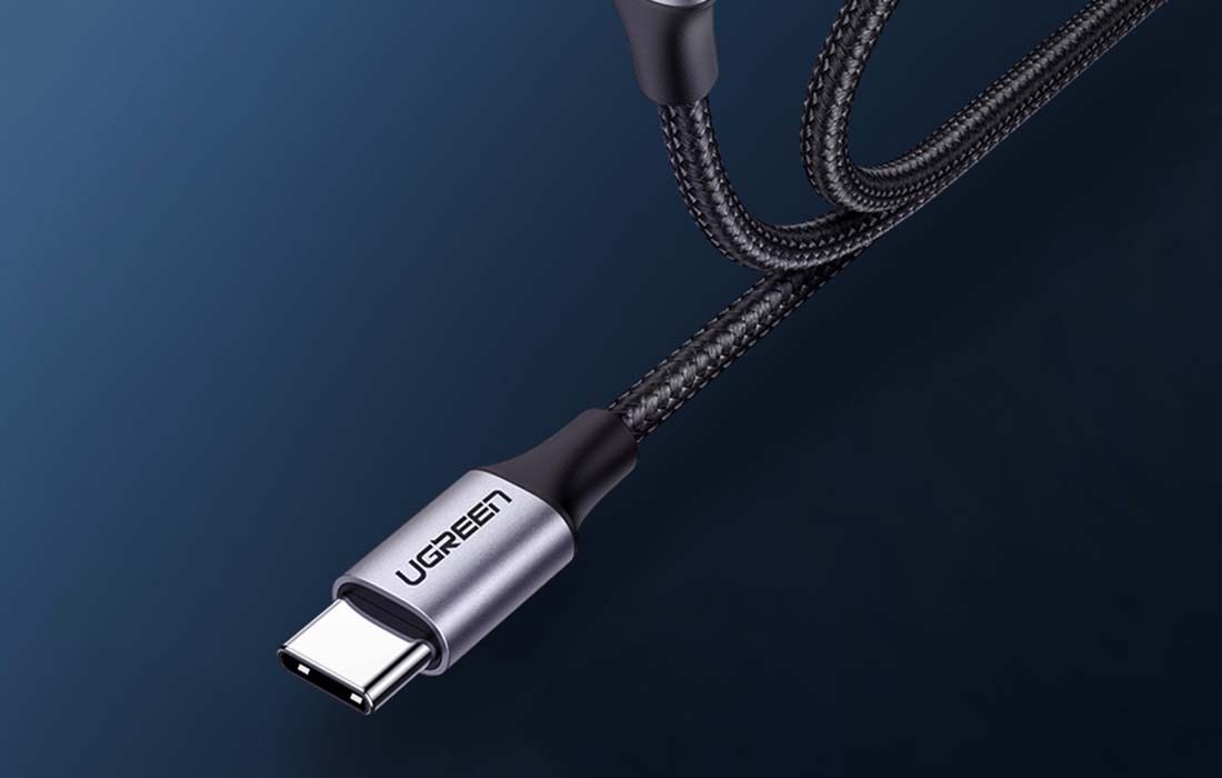 UGREEN US261 USB-C v USB-C 60W 2m črn