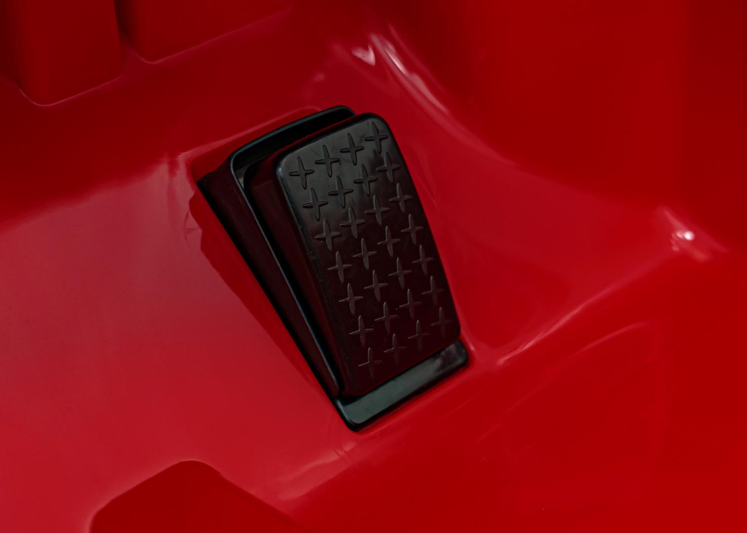 Licencirani auto na akumulator Porsche 718 - crveni/lakirani