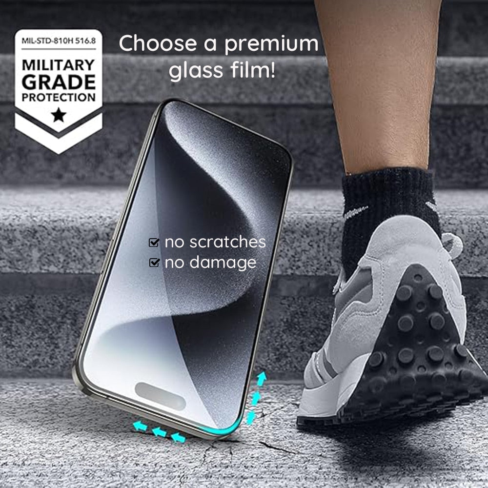 ESR - vrhunsko kaljeno steklo za iPhone 15 Pro Max - črno