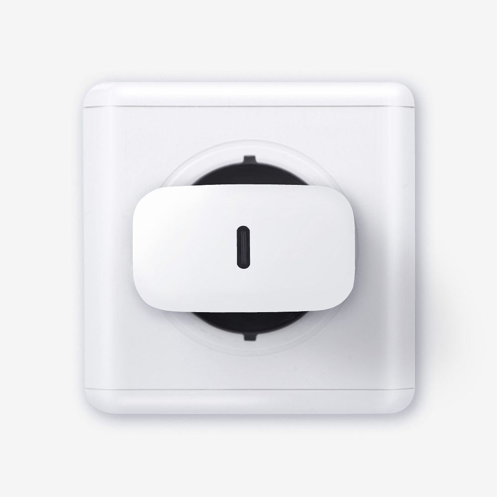 Univerzalni potovalni polnilec Forcell z USB C vtičnico - 3A 25W s funkcijo PD in QC 4.0