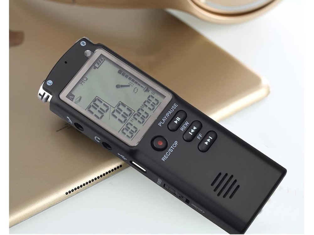 6848f24326e70829cfc6ee88_eng-pl-digital-voice-recorder-mp3-player-8gb-sensitive-microphone-headphones-4825-7_1786922115463.jpg