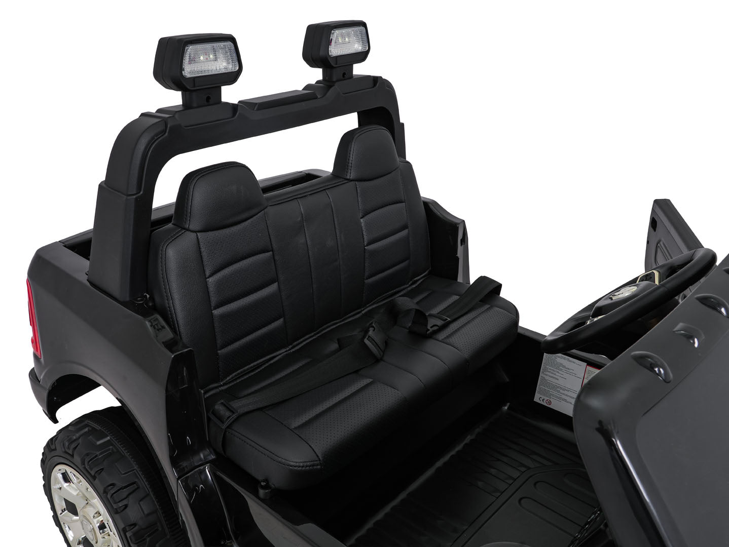 Licencirani auto na akumulator RAM 3500 - dvosjed - crni
