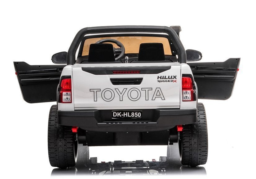 Licencirani auto na akumulator Toyota Hilux 4x4 - dvosjed - bijeli