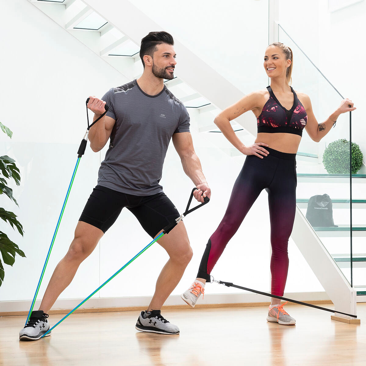 Paket stanica za zgibove fitness i set elastičnih traka s dodacima i vodičem InnovaGoods