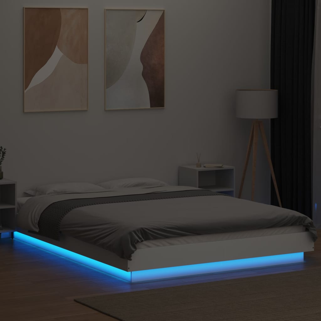 Okvir kreveta s LED svjetlima bijeli 140 x 190 cm drveni