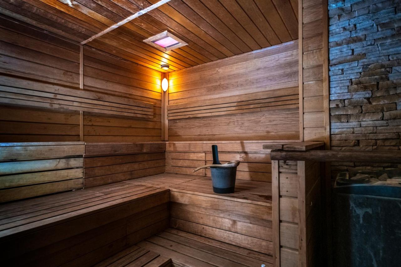 Budimpešta, 2 ali 3 nočitve s polpenzionom za 2 osebi - Stacio Wellness Hotel****