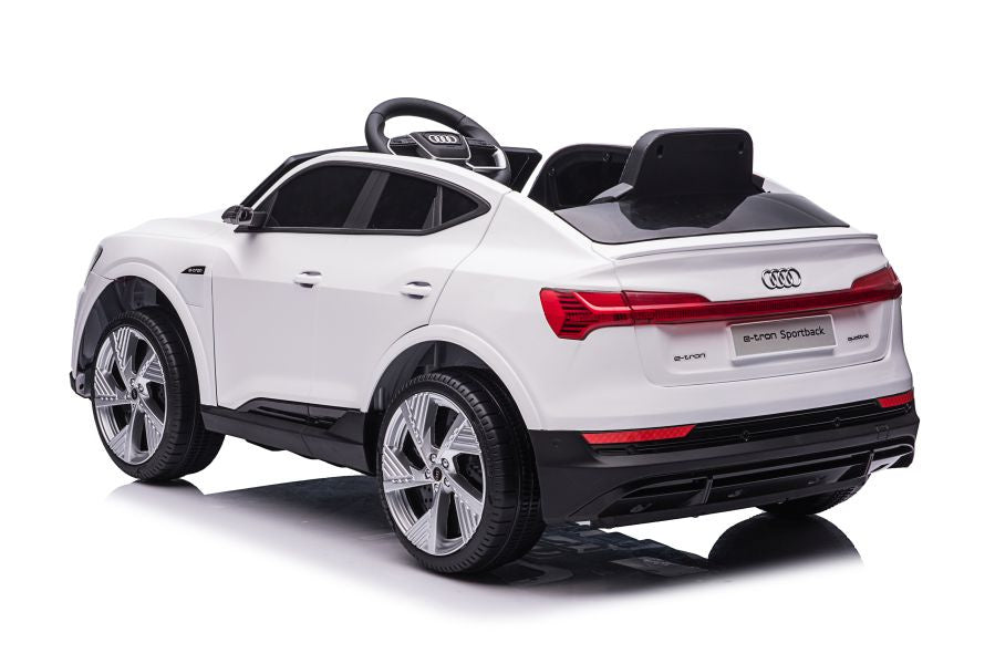Licencirani auto na akumulator Audi E- Tron QLS-6688 4x4 - bijeli