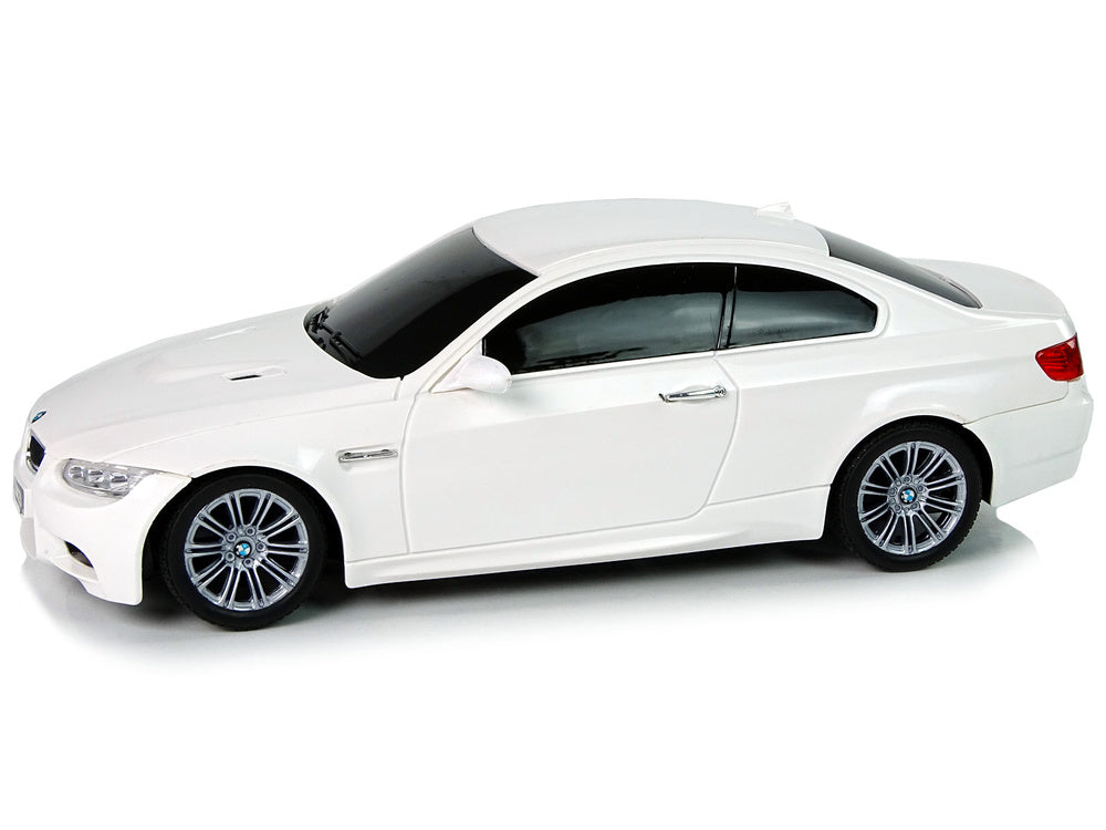 Licencirani auto na daljinsko upravljanje BMW M3 2.4G 1:18  - bijeli