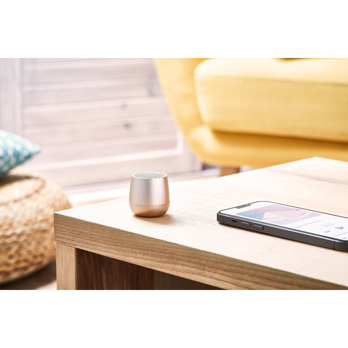 Lexon MINO+ Bluetooth Zvučnik - 3W - type c ili wireless punjenje ZLATNI