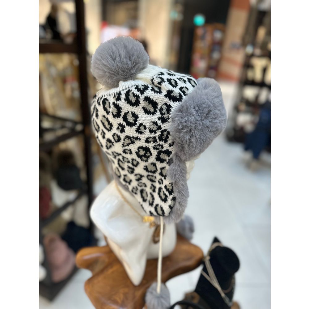Kapa zimska leopardja