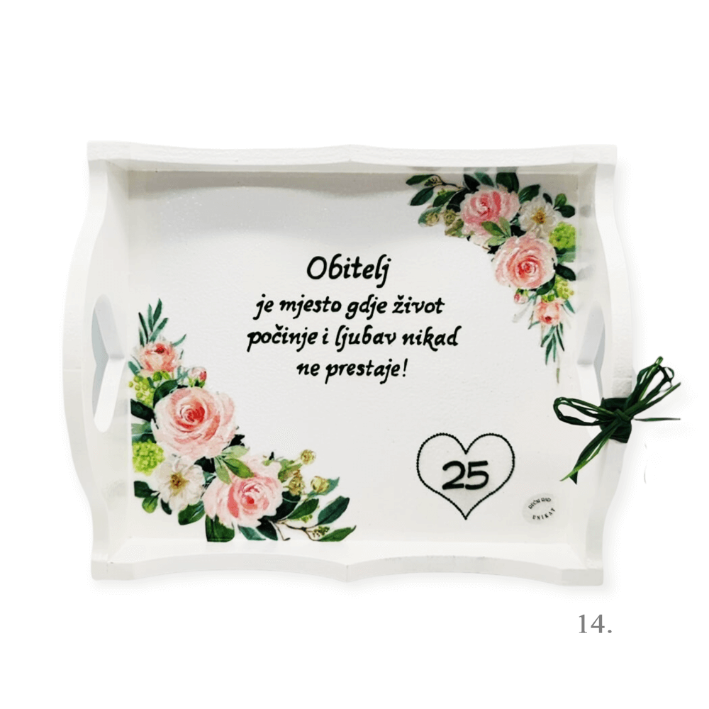 Personalizirani pladnji z napisom Družina.. Darilo, ki prinaša toplino doma - 14. - 16030
